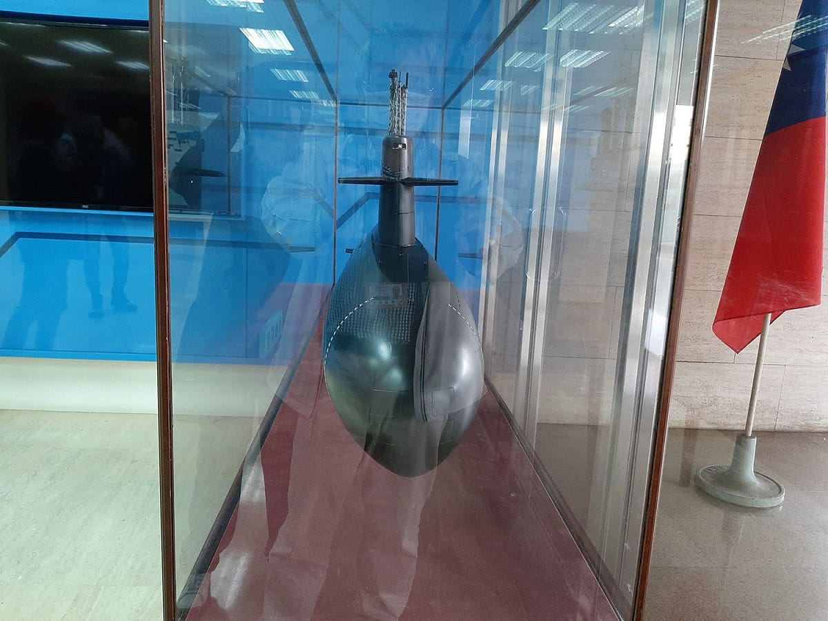 國內第一艄自製潛艦的模型 圖：林朝億/攝