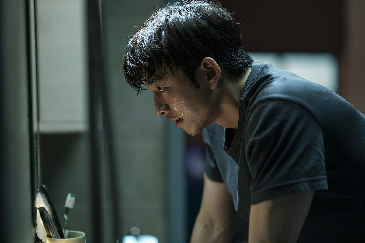 孔劉在電影《永生戰》中飾演特務負責護送國家機密，劇中會有高難度的武打場面，帥氣程度值得期待。 圖：CATCHPLAY／提供