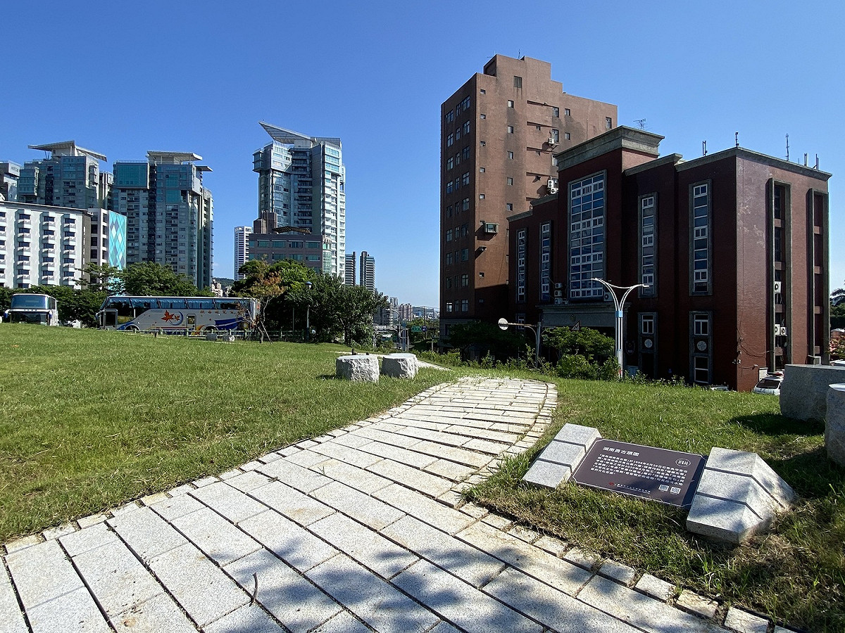 新北市淡水區「滬尾湖南勇古墓」已修復完成滬尾「湖南勇古蹟園」，自12月起開放。 圖：淡水古蹟博物館/提供