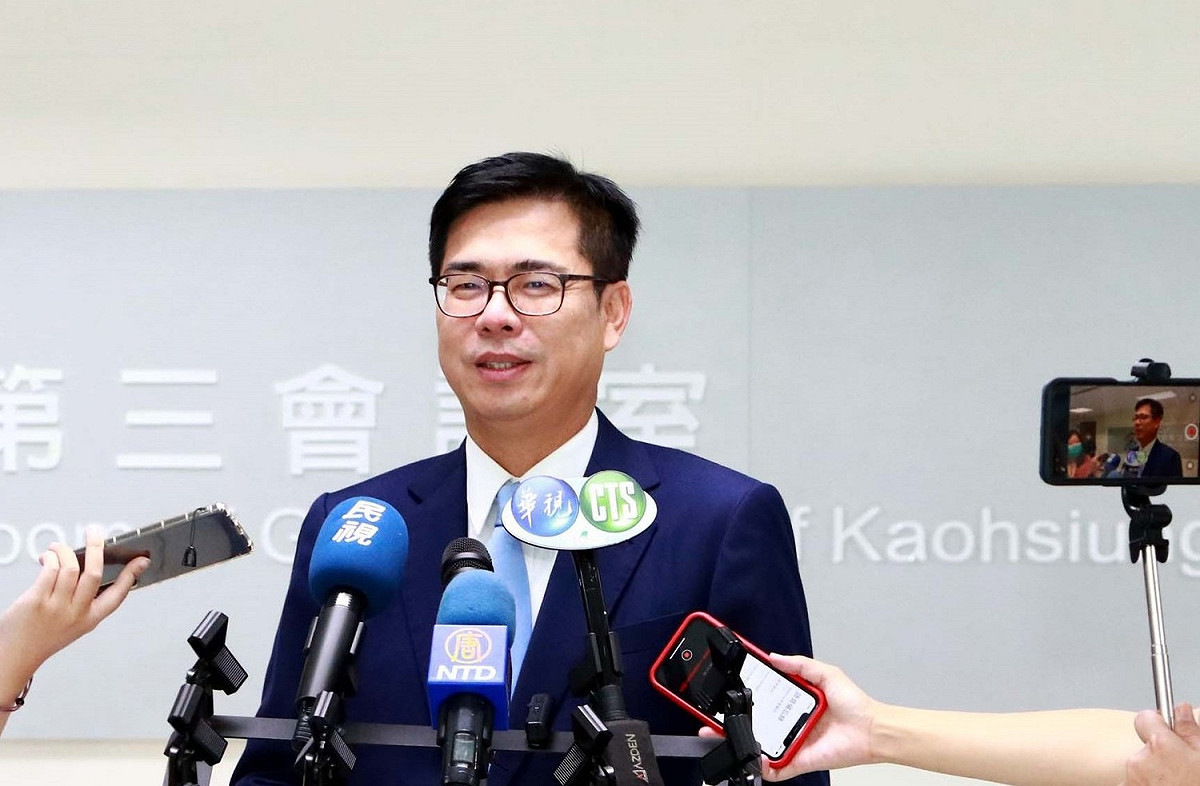 陳其邁對自己成為20歲以上民眾最不欣賞的六都市長苦笑以對。 圖：高雄市政府/提供