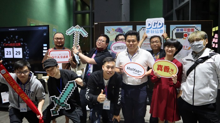 開發者們的大合照。 圖：數發協會／提供