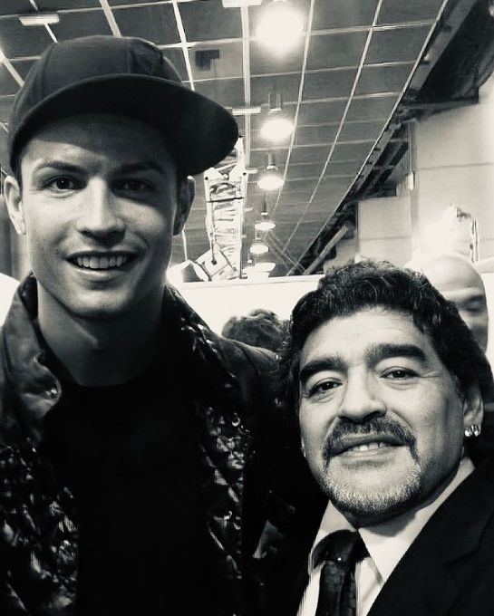 阿根廷傳奇球王馬拉度納(Diego Maradona)驟逝，C.羅發文緬懷。 圖／取自Cristiano Ronaldo Instagram