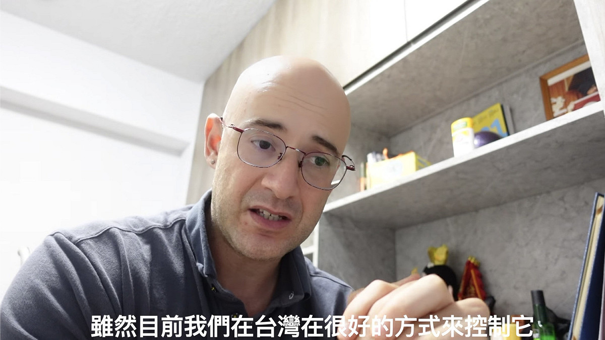 從土耳其來台發展的藝人吳鳳透露，土耳其家鄉5名親人接連確診，吳鳳說：「我們在台灣有很好的方式控制它（疫情），但是很多海外的人完全不知道」