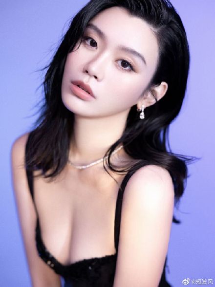 中國名模奚夢瑤。 圖：翻攝自短髮風微博