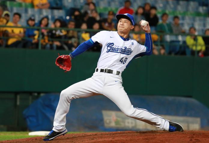 富邦悍將投手賴鴻誠。 圖／記者葉政勳攝 , 2019.04.10