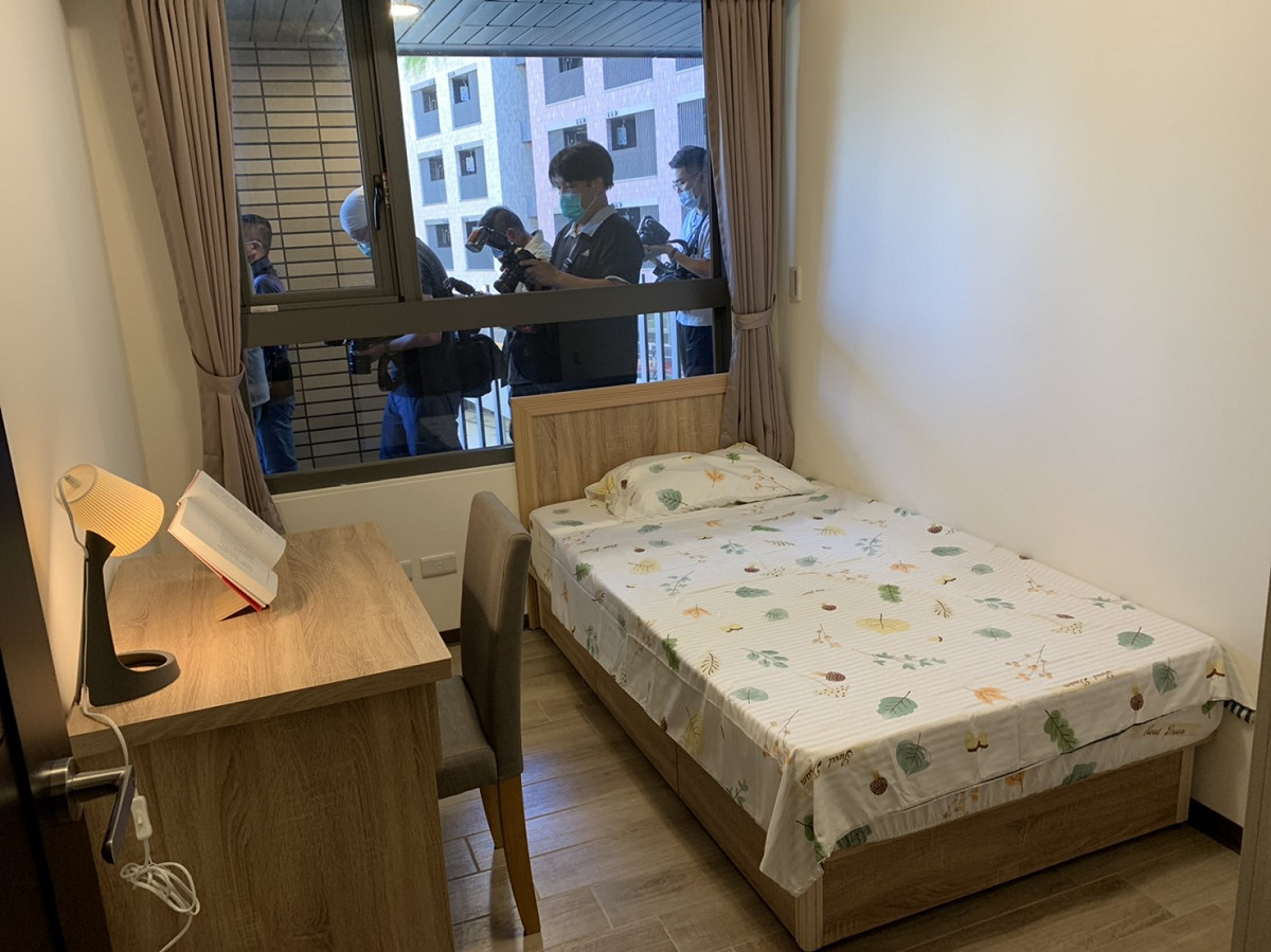 台北市明倫社會住宅44坪3房的房型，月租金要價40500元，遭致外界譁然。 圖：陳怡君辦公室 / 提供（資料照片）