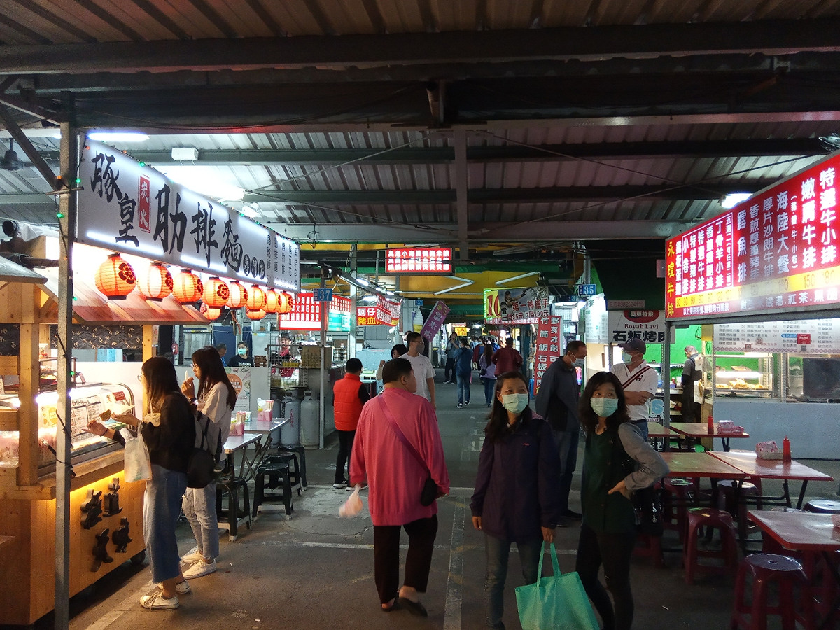 青年凱旋夜市活動未如預期帶動人潮。 圖：孫家銘/攝