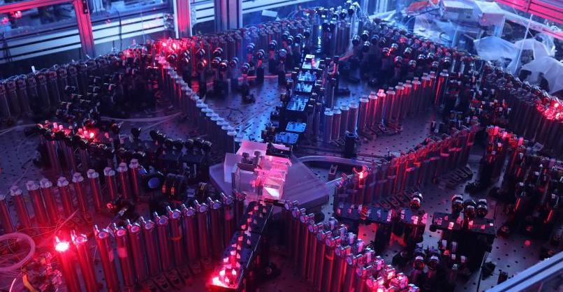 中國打造全球運算速度最快的量子電腦「九章」。 圖：翻攝自新華網