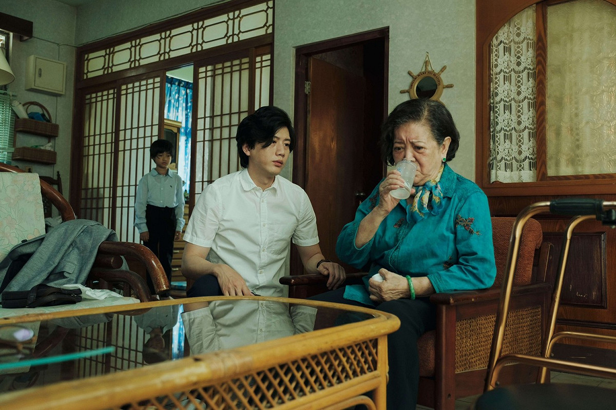 《親愛的房客》本週六見面會，金馬帝后陳淑芳(右1)與莫子儀(右2)都將合體現身，門票一開賣，391張800元的電影票就被秒殺，可謂是一票難求。 圖：牽猴子整合行銷/提供