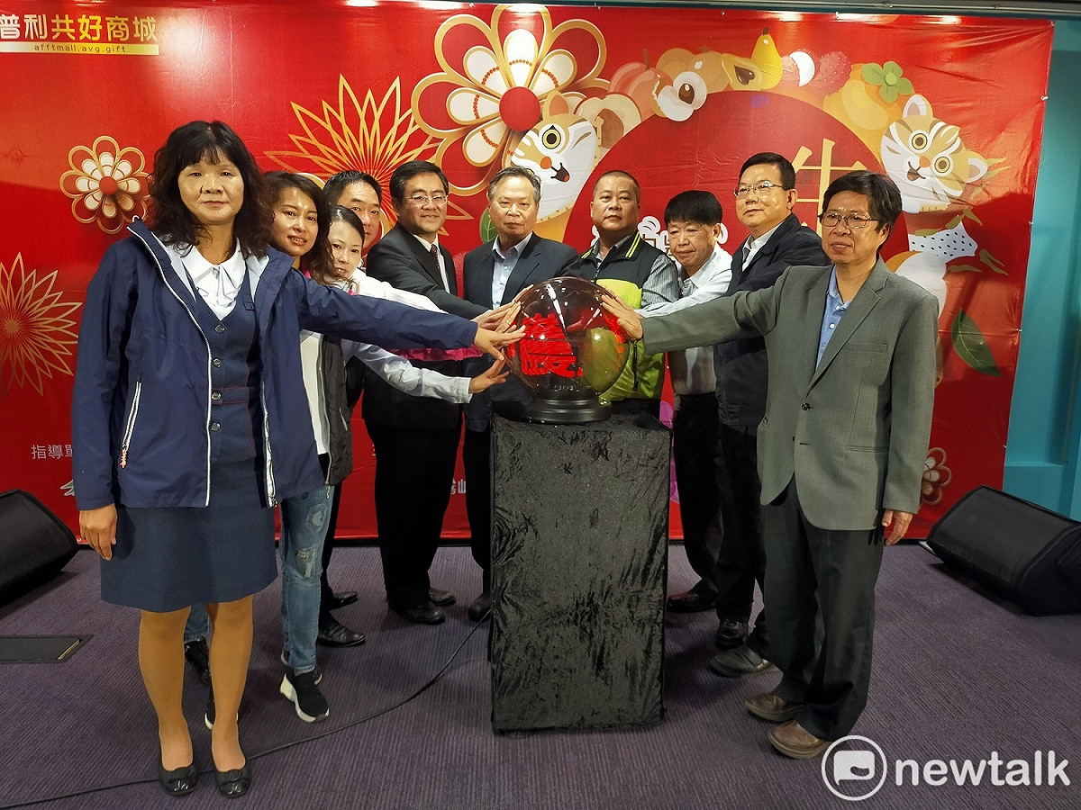 2020台中農產網購節牛轉乾坤好禮季正式啟動。 唐復年/攝