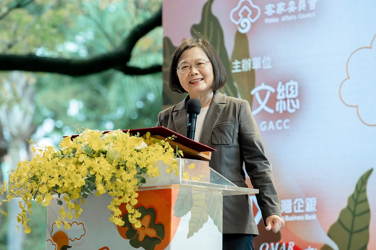 總統蔡英文2020年以57%選票贏得連任，重挫北京武統台灣企圖，而對抗中國武漢肺炎超前部署，更被視為全球防疫模範。 圖：翻攝自蔡英文臉書