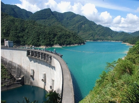 由於石門水庫水情吃緊，翡翠水庫面前每日支援約81萬噸用水，翡管局表示，7月前翡翠水庫水量仍充足(資料照)。 圖：台北翡翠水庫管理局
