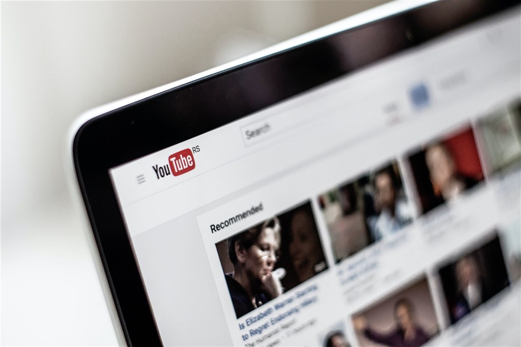 YouTube將對聲稱美國總統選舉存有舞弊的新影片開鍘。 圖：翻攝自Unsplash圖庫