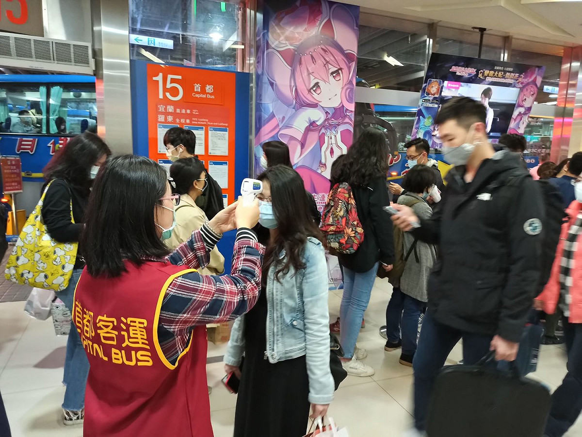 首都、臺北及大都會客運將在明天增開雙北及花宜的國道客運班次。  圖：首都客運提供