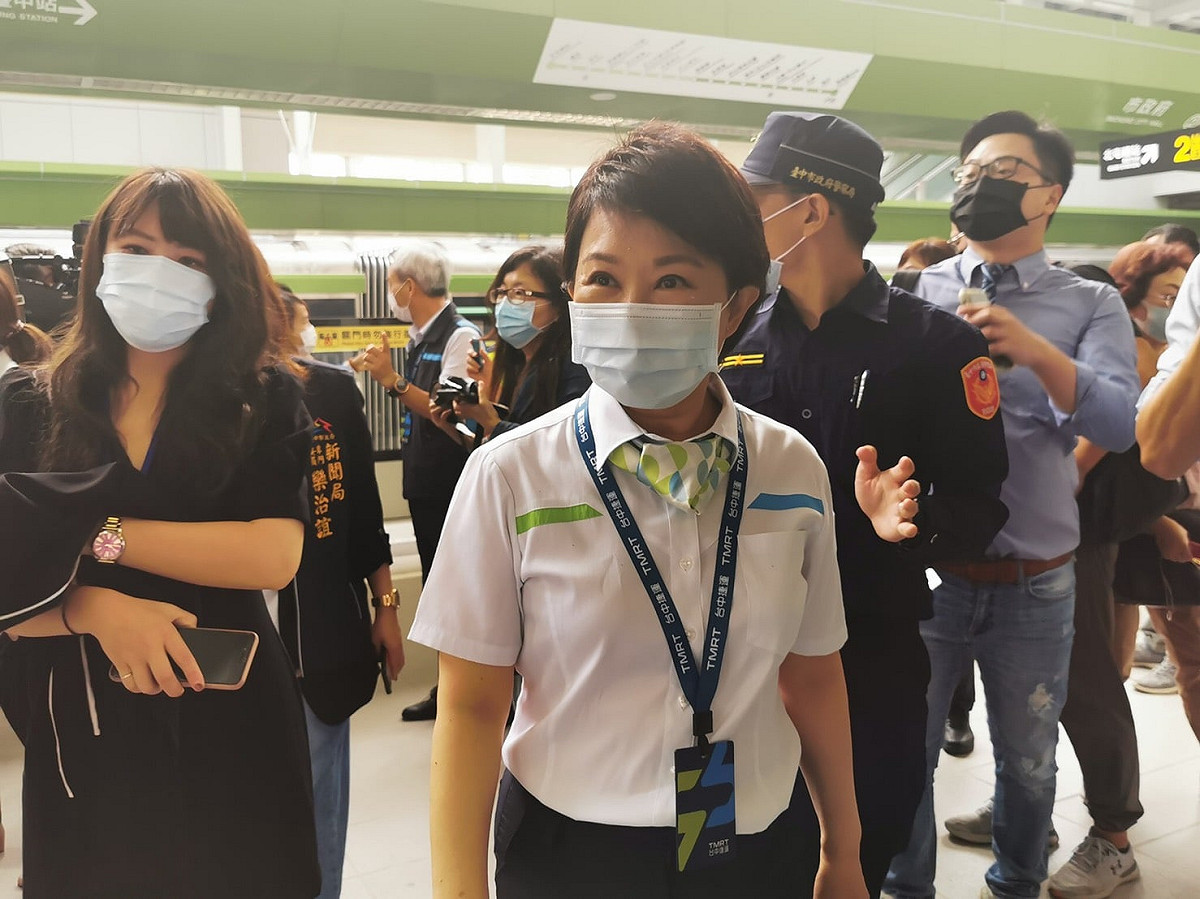 台中市長盧秀燕 圖：擷取自卓冠廷臉書