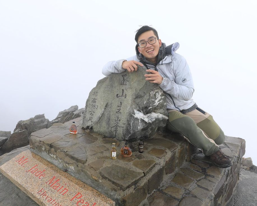 Joeman攻頂台灣第一高峰「玉山」。 圖：翻攝IG／Joeman