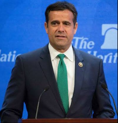 情報總監、眾議員約翰·拉特克利夫（John Ratcliffe）透過推特對外發表，說明將會延遲各國對美國大選影響的評估報告。 圖:翻攝自約翰·拉特克利夫臉書