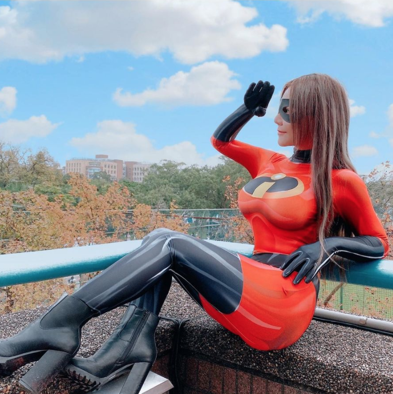 「辣妹泥泥」Cosplay巴小倩。 圖：翻攝IG／泥泥