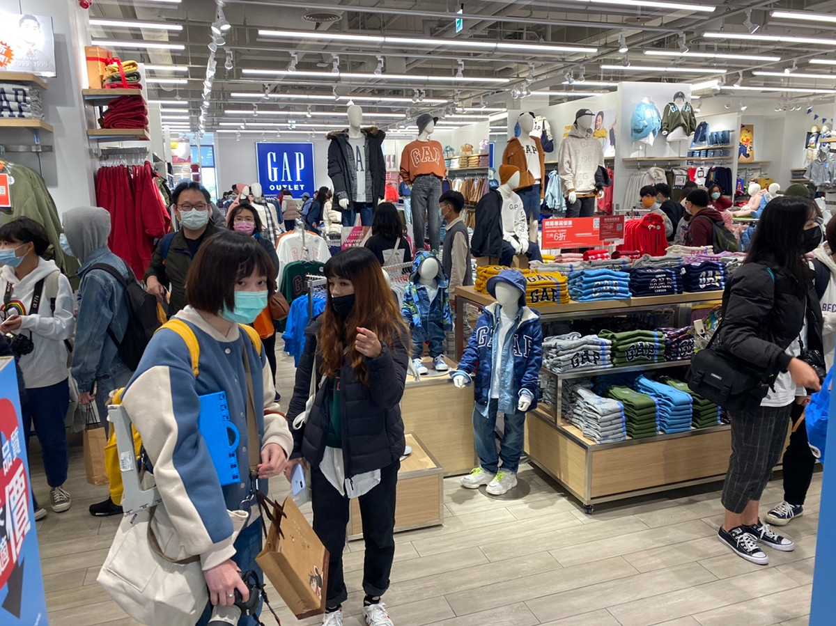 《GAP》在中部Outlet首店開幕盛況。 麗寶Outlet提供