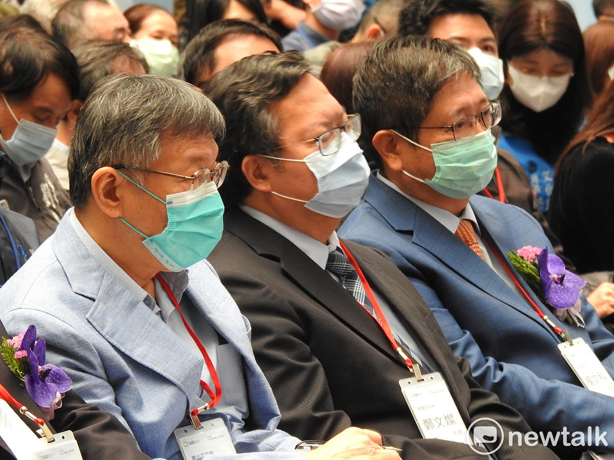 台北市長柯文哲、桃園市長鄭文燦今於北台區域發展推動委員會同台。 圖：周煊惠 ／攝