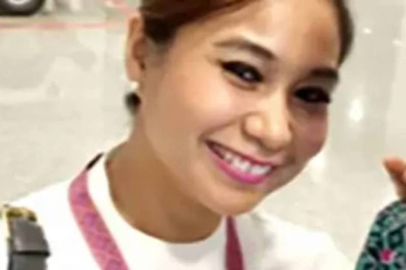 馬來西亞航空的空服務員柴莉 （Zailee Hana Binti Zainal）。 圖：取自Zailee Hana Binti Zainal臉書
