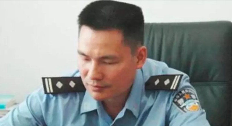 許孔習移送檢察機關途中突然「全身多處骨折出血」，經搶救後不治死亡。 圖：翻攝微博