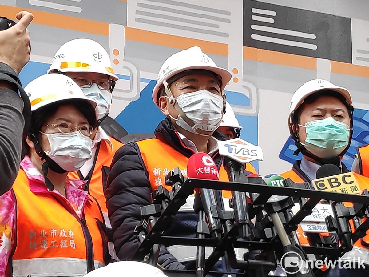 侯友宜要求潛盾隧道工程鑽挖過程安全第一，務必兼顧市民居住安全及交通暢通，盡力減輕民眾不便。 圖：林昀真／攝