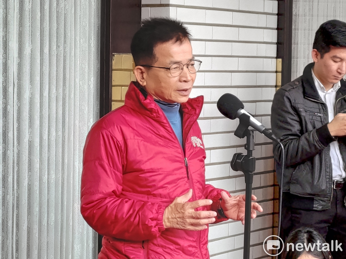 國民黨立委賴士葆痛批疫苗國家隊「徹底失敗」。 圖：黃建豪/攝（資料照片）