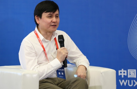 復旦大學附屬華山醫院感染科主任張文宏 圖 : 翻攝自新華網