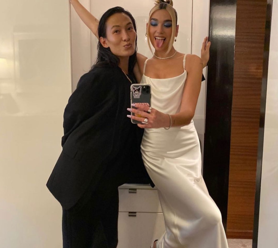 台裔時裝設計師王大仁（Alexander Wang）(左)。 圖 : 翻攝自alexwangny IG