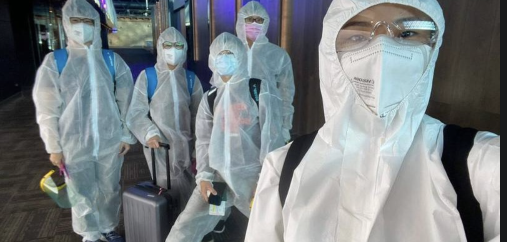 世界球后戴資穎與其團隊全副武裝搭機前往泰國。 圖：翻攝自戴資穎Facebook