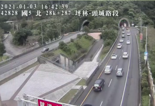 稍早國5坪林－頭城路段路況。 圖：翻攝自高公局1968