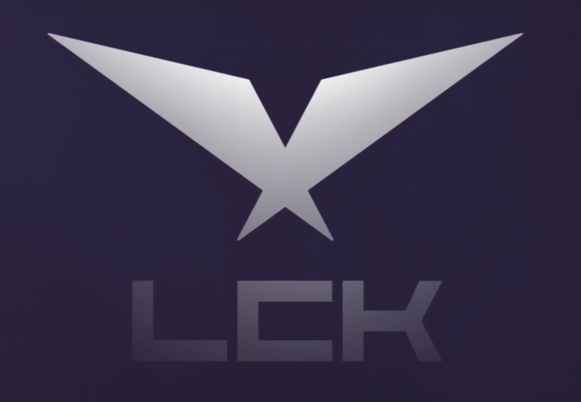 LCK聯賽公開全新蛻變的品牌精神，其中在主視覺LOGO部分從過往的「鷹頭星芒」重塑為更精簡的符號。 圖：翻攝自LCK