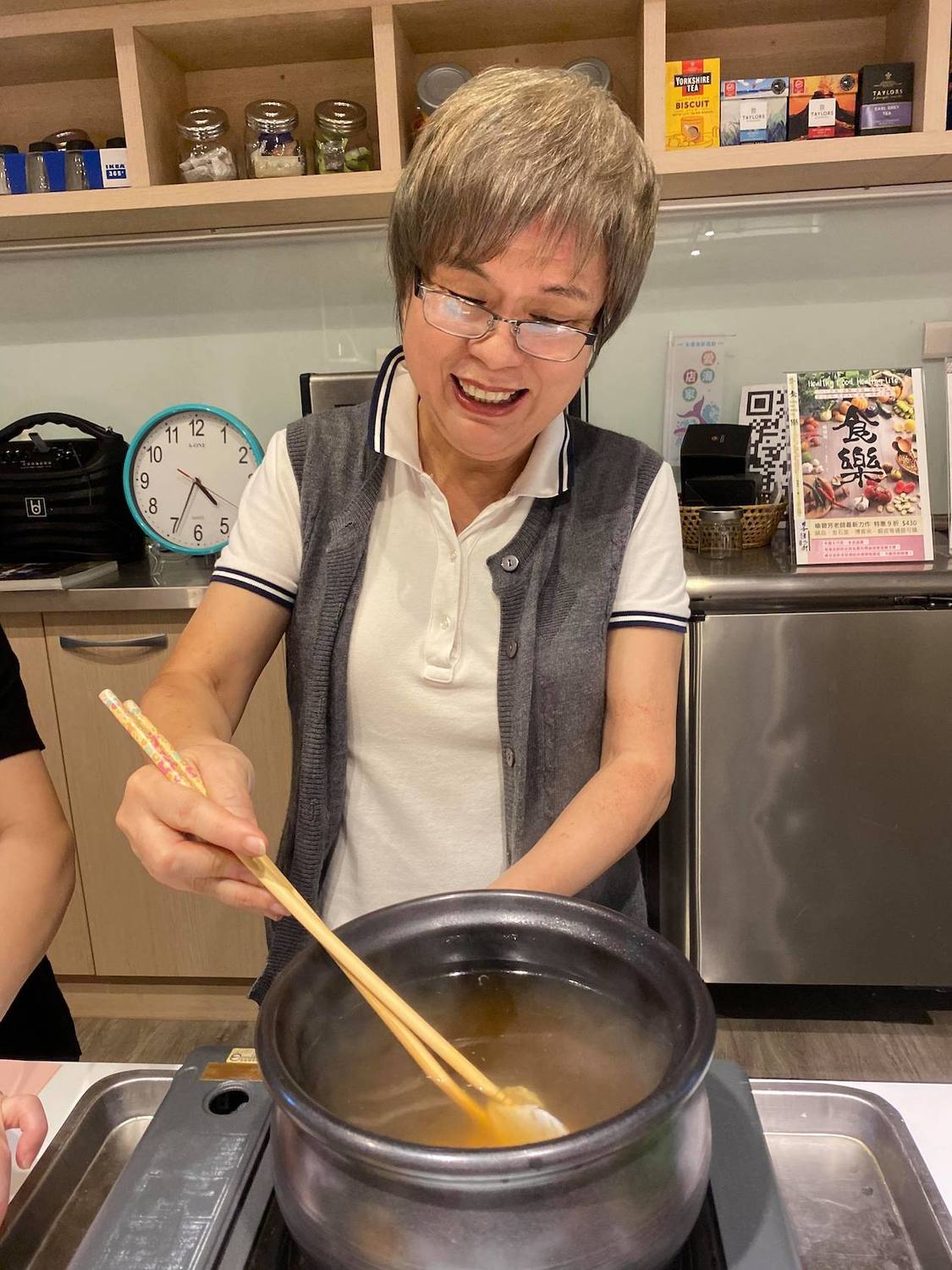 美食家喻碧芳認為，在家吃火鍋就是要用當令當季好食材寵愛自己。 圖：曾郡秋/攝
