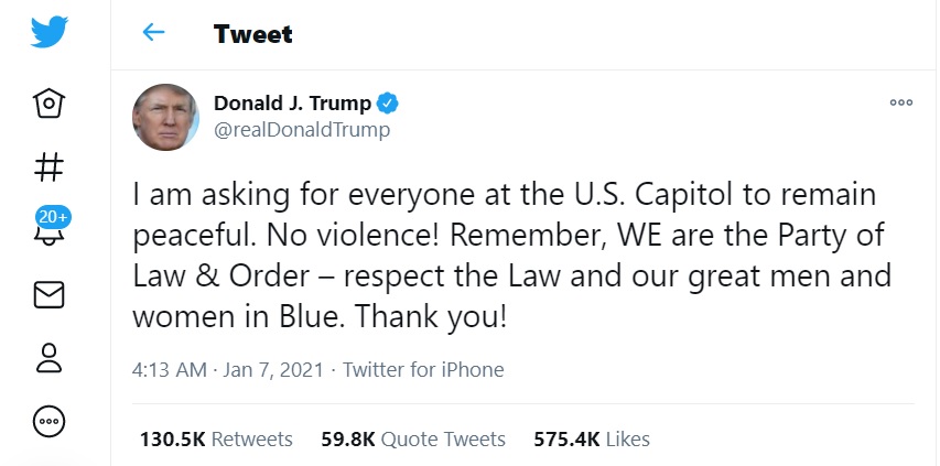 許多美國人民不接受這次大選結果，甚至闖入國會。川普稍早推文呼籲他們保持冷靜、和平。 圖：川普推特