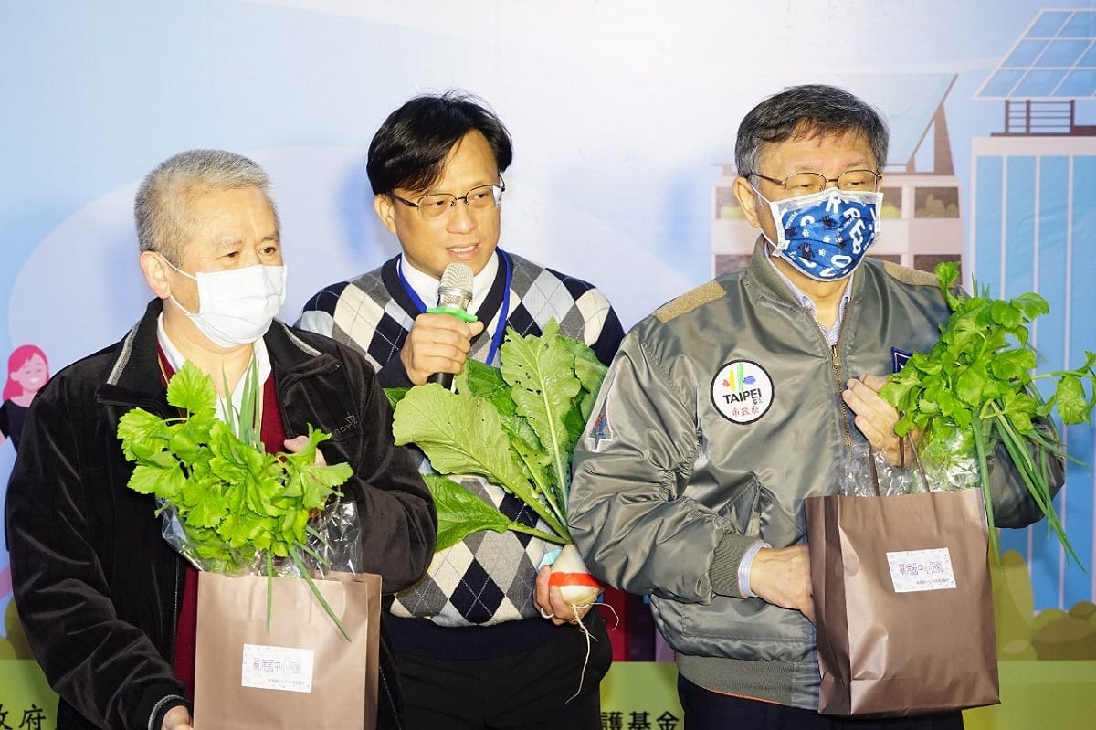柯文哲(右)否認民眾黨內有蔡壁如派系，認為大家都是同黨同志，只是要看時間能不能有效調派。 圖：台北市政府/提供