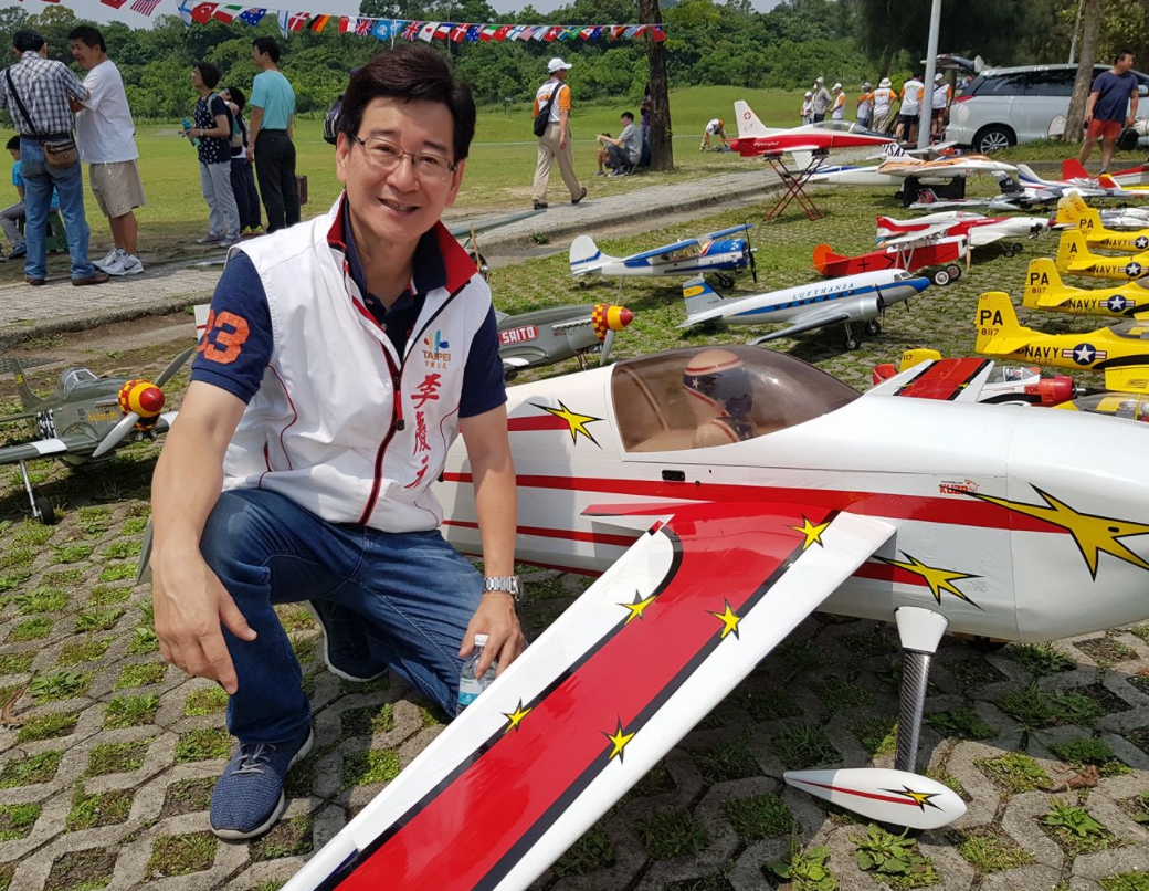 無黨籍台北市議員李慶元重返新黨。 圖 : 翻攝自李慶元臉書