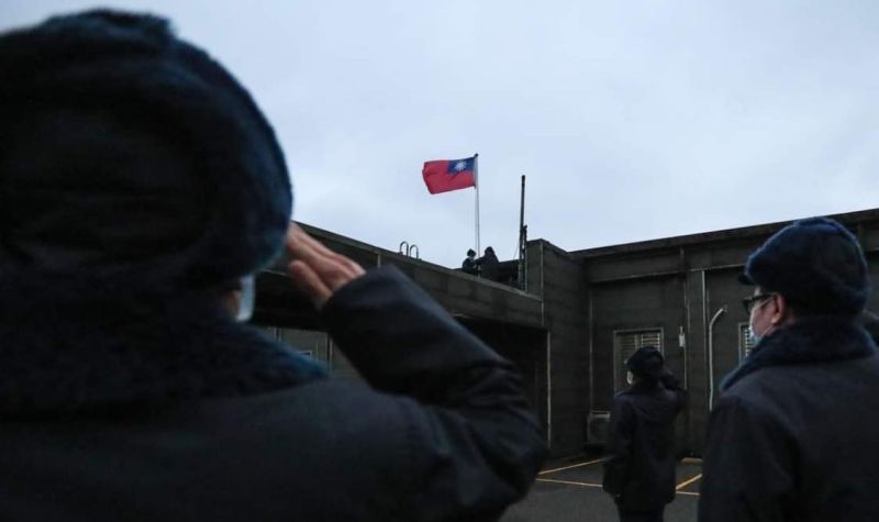 我國空軍外套超級禦寒？退伍學長揭1神秘設計。（圖中人物與文章中內容無關，示意圖） 圖：翻攝自《中華民國空軍》臉書粉專