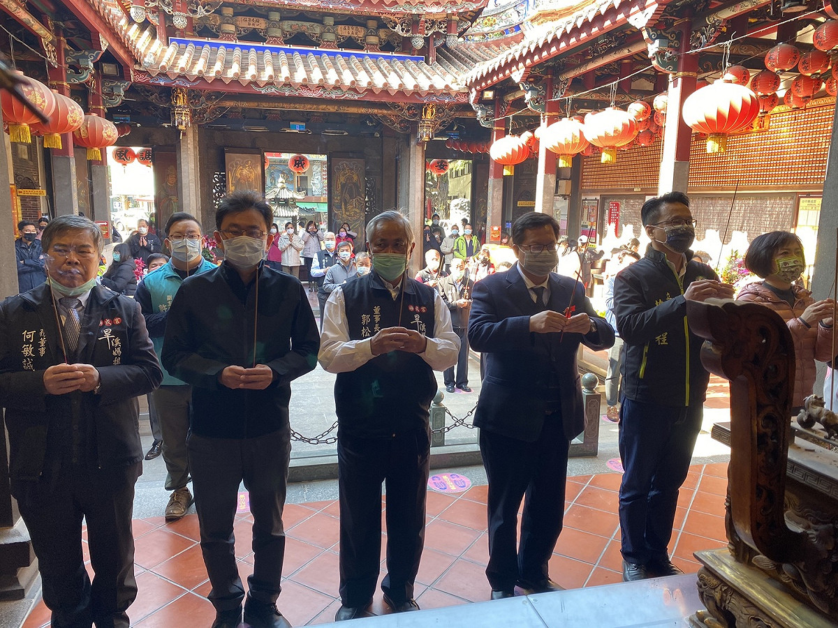 桃園市長鄭文燦赴台中樂成宮參拜。 圖：樂成宮/提供