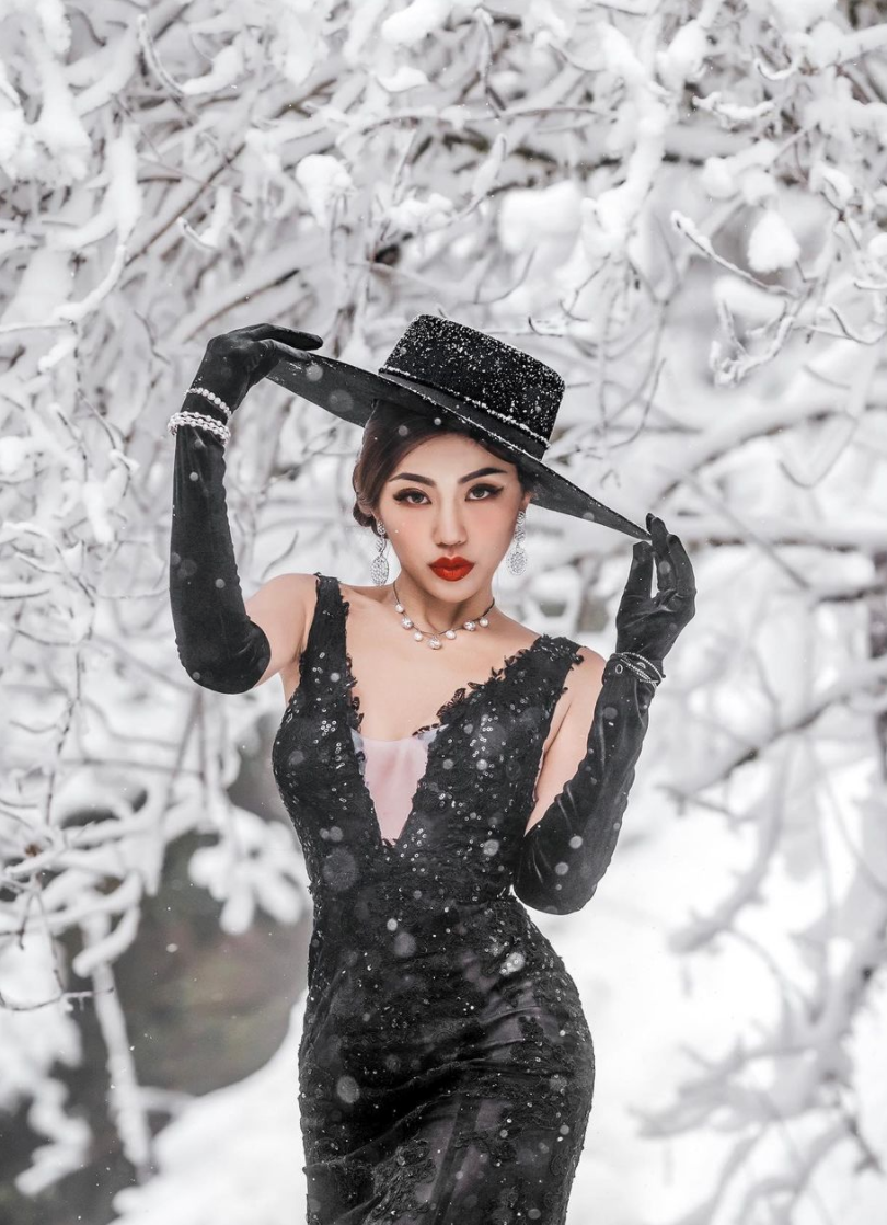 穿大長禮服追雪的林倩。 圖：翻攝IG／ooo_lin_ooo