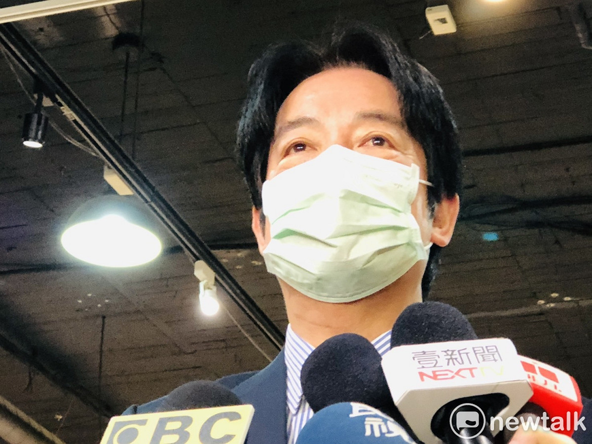 副總統賴清德今（15）天受訪表示，疫情還沒有結束，任何人都不該發表不當言論，打擊防疫團隊的士氣。 圖：謝莉慧/攝