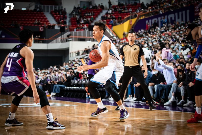 富邦勇士球星林志傑切入。 圖／聯盟提供