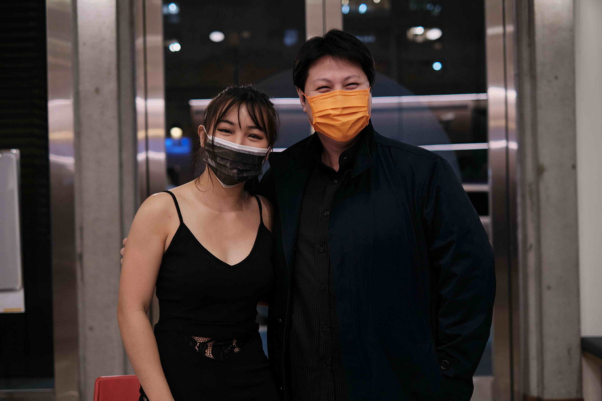 2020新北市樂壇新星林薇與恩師范姜毅合影。  圖：新北市文化局提供