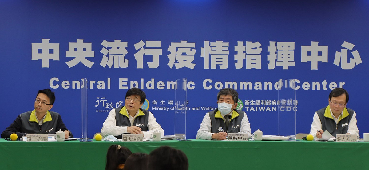 連日記者會和疫調，讓指揮官陳時中又病又累，一不小心脫口而出北部某醫院名字。 圖：中央流行疫情指揮中心/提供