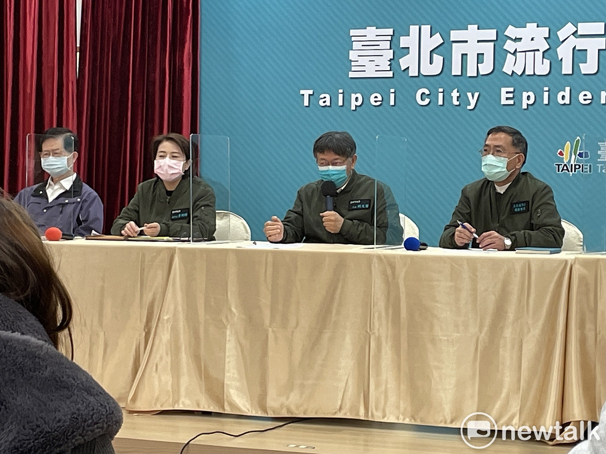 台北市今天宣布台北燈節延期、年貨大街實體活動取消。 圖：周煊惠 / 攝