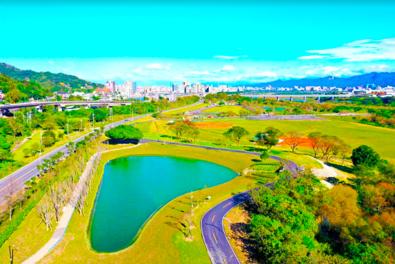 遊客如果開車前往，可停至柑園河濱公園停車場，步行約400公尺即可到達。 圖：新北市高管處／提供