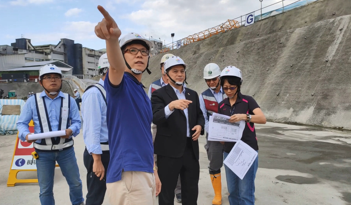 新北市衝第一線拚招商，積極促成多項公有土地招商案，成功創造第一名的好成績。 圖：新北市經發局提供