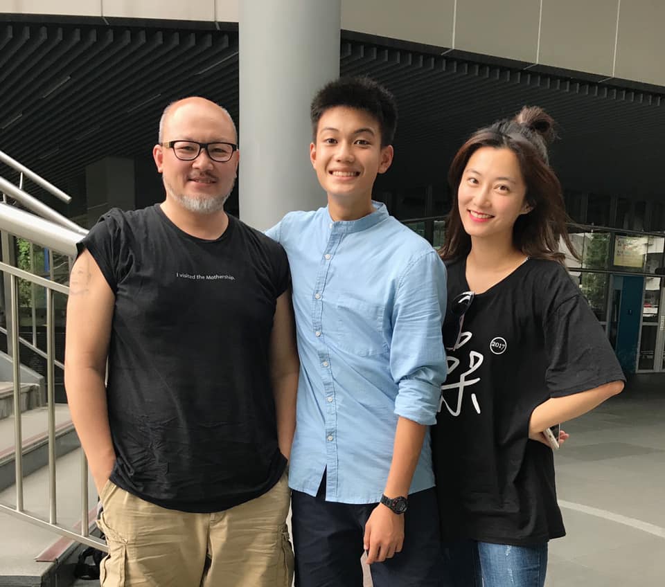 電影《無聲》在國際上為台爭光，新生代演員劉子銓（中）奪下「最佳男演員」。 圖：翻攝自劉子銓臉書