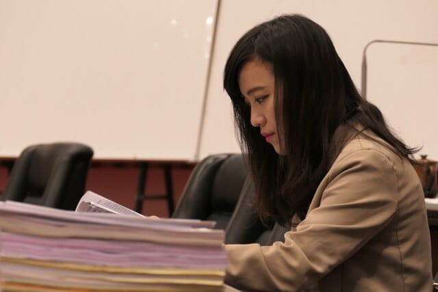 高雄市議員黃捷26日晚間透過臉書指出，她所支持的理念，都是親中人士大力反對的。 圖：翻攝黃捷臉書