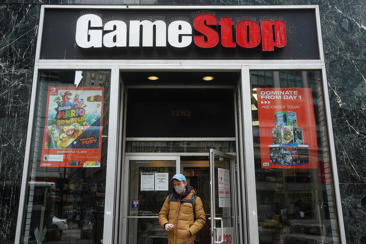 美國電玩遊戲經銷商GameStop股票被鄉民瘋狂炒價，誓言要對抗做空機構到底。 圖：達志影像／路透社